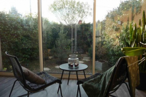 Quiet flat with GARDEN